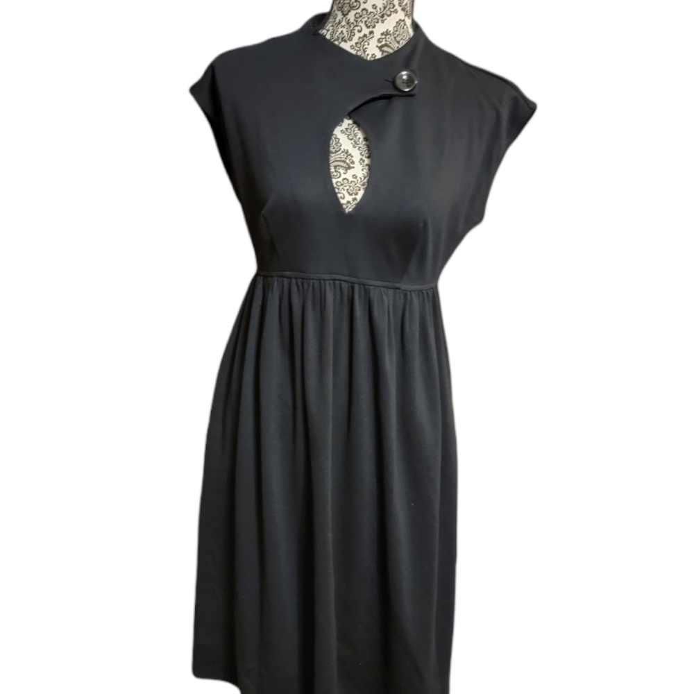 London Times keyhole dress